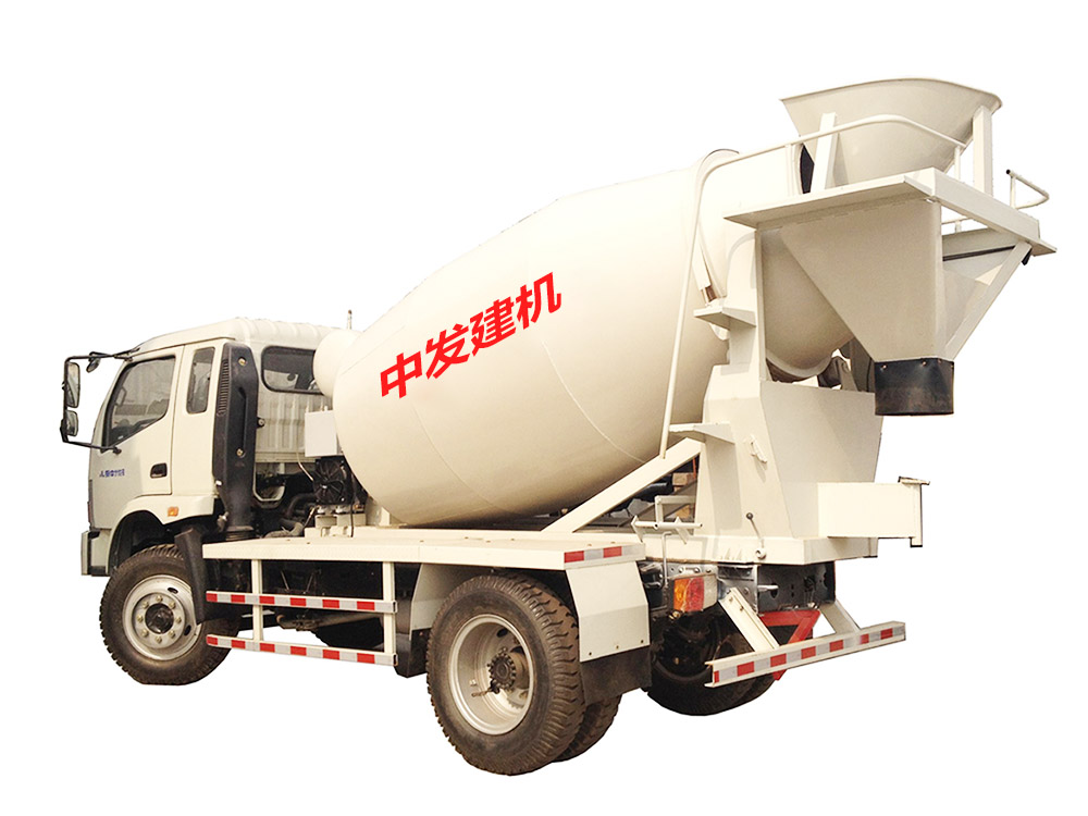 HJGY系列攪拌運(yùn)輸車(chē)