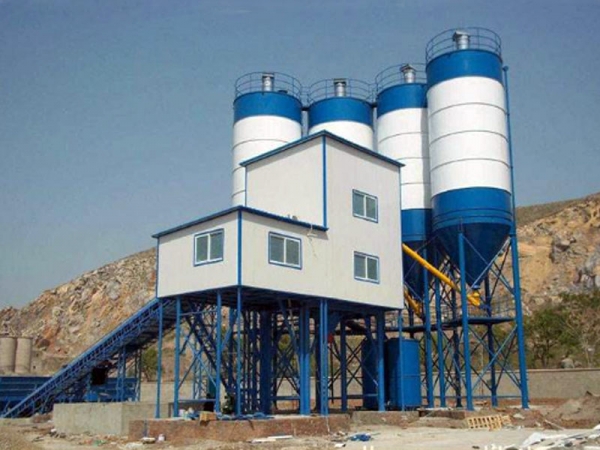 小型混凝土攪拌站地基建設(shè)八項注意事項